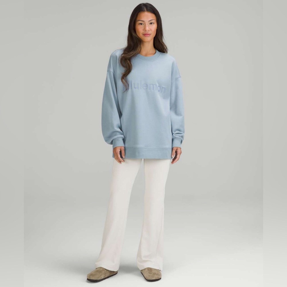 SOLD Lululemon Perfectly Oversized Crew *Graphic in Chambray Size 12 / 14 - Picture 5 of 9